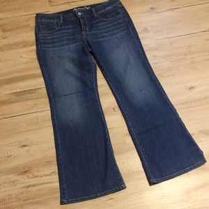 American Eagle jeans. Size 14 short. Great cond!